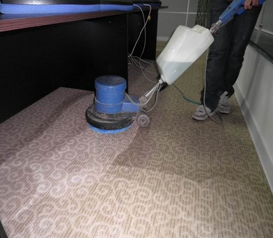 家用地毯污渍清洁方法盘点